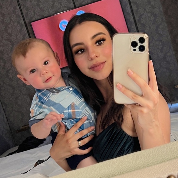 Meet your Posher, Samantha - Picture 1 of 1